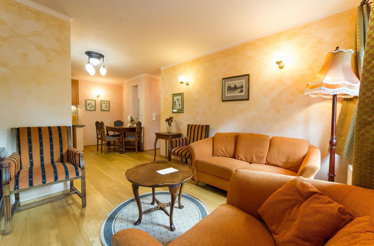 U Zvonu Apartments Чешки Крумлов Екстериор снимка