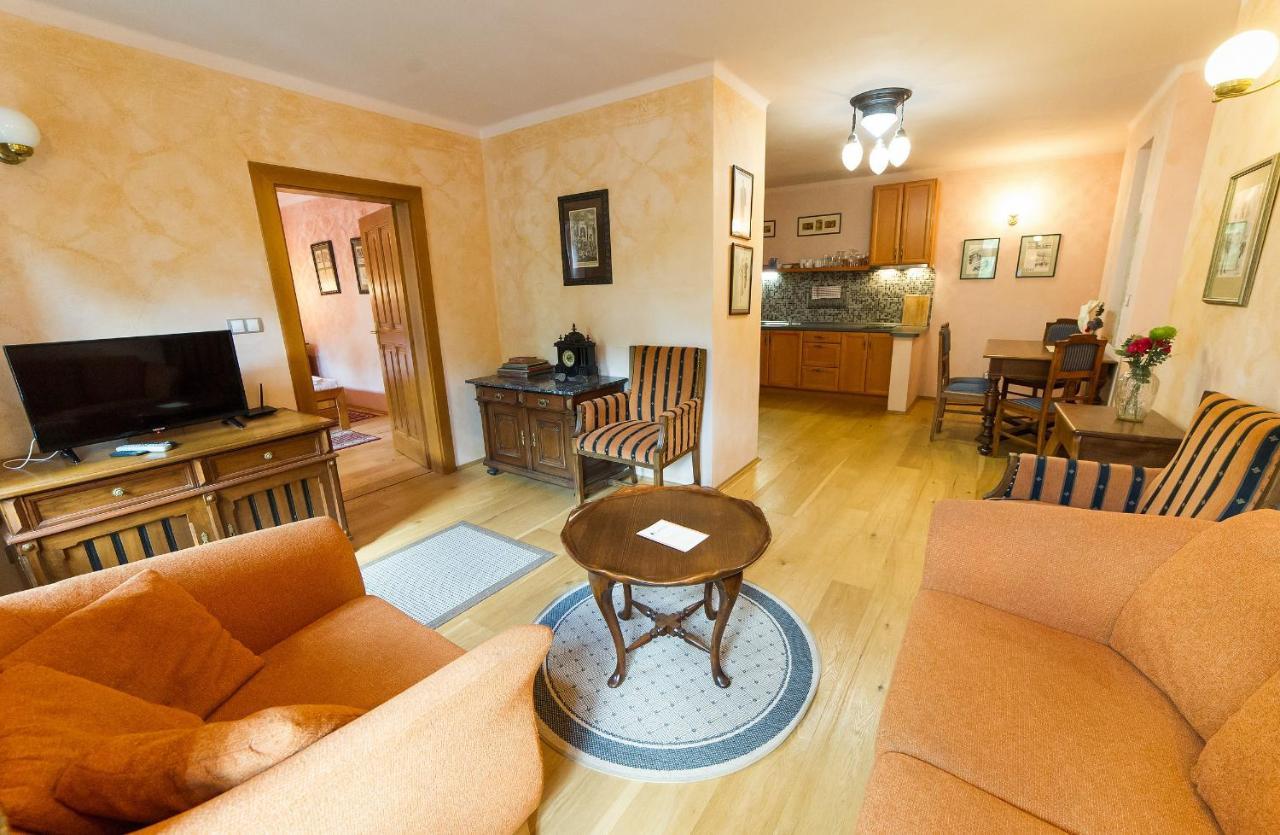 U Zvonu Apartments Чешки Крумлов Екстериор снимка